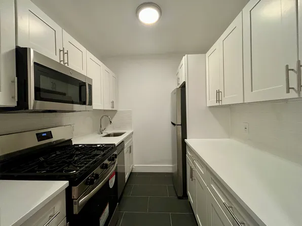 825 West 187th Street 4K image 2 of 6