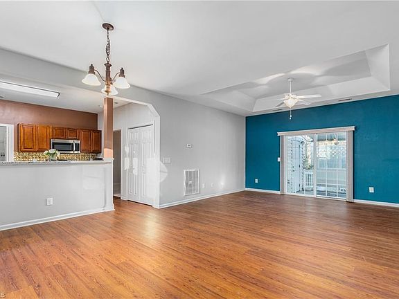 5th image of 411 Northridge Dr