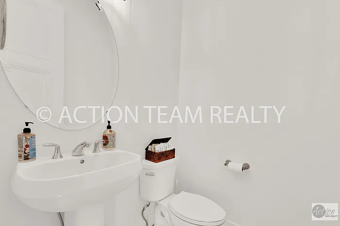 1722 W Oakridge Dr — Photo 26