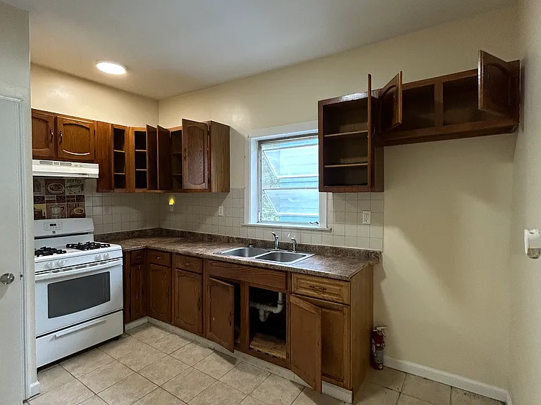 43 Norwood Ave #2 — Photo 6