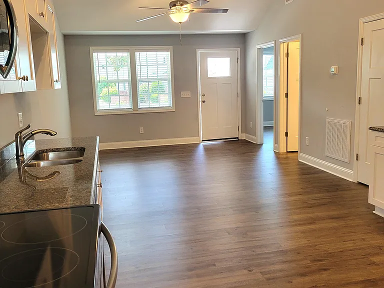 94 N Knoll Rd — Photo 6
