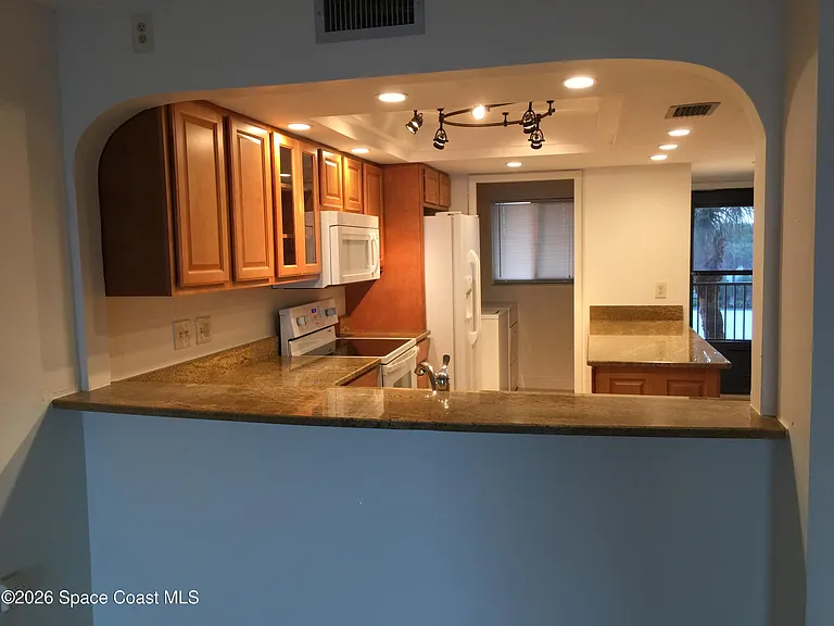 8500 Ridgewood Ave #304 — Photo 13