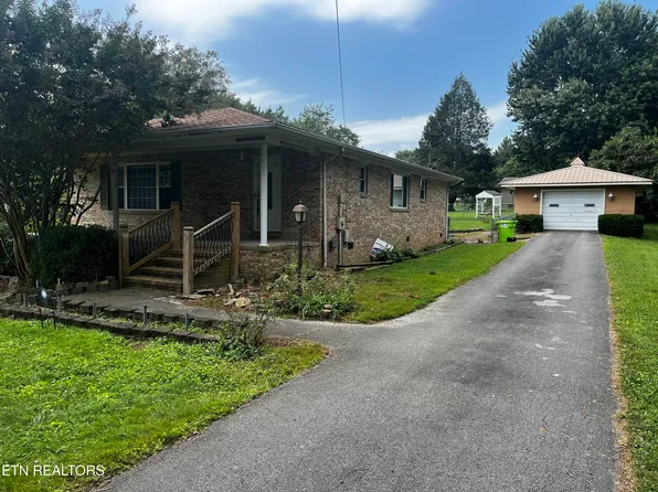 48 Fallingbrook Dr, Crossville, TN 38555