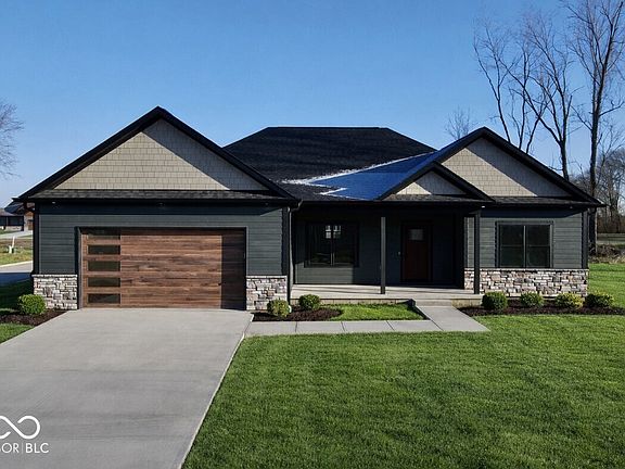 2nd image of 2546 Birchwood Ln