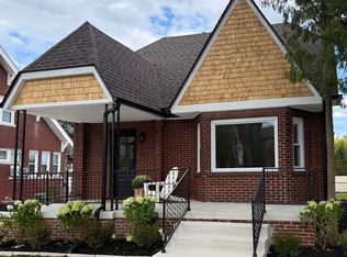 1935 Church Pl, Trenton, MI 48183