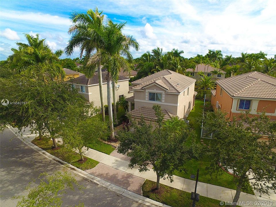 1st image of 620 Conservation Dr
