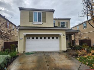 271 Barnhill Dr, Folsom, CA 95630