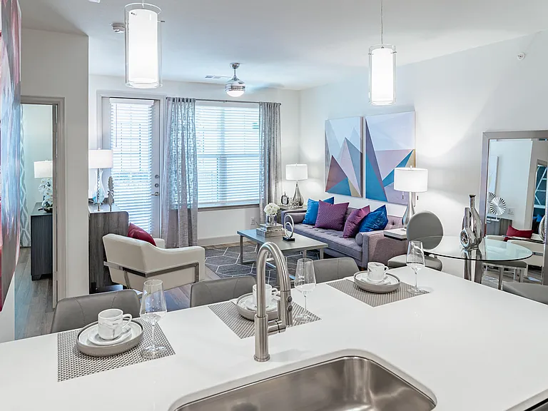 Alys Crossing Apartments — Photo 4