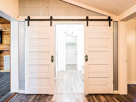 14th image of this home