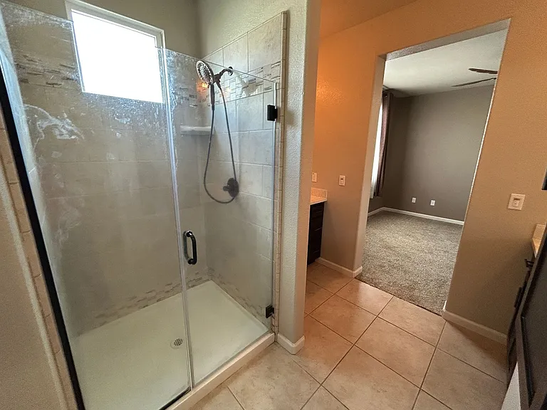 2479 Erickson St — Photo 8