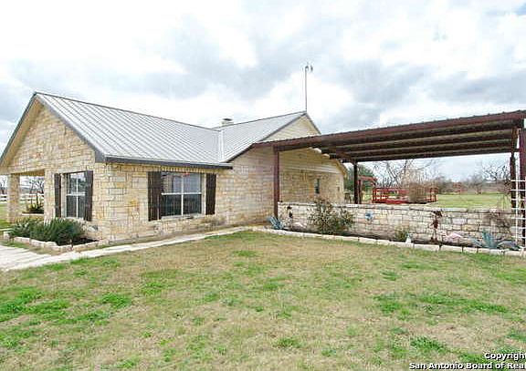 3rd image of 726 County Road 125