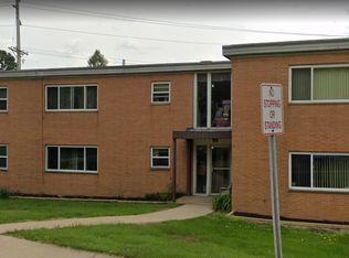 200 Solon Rd #5, Bedford, OH 44146