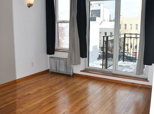 682 Leonard St APT 3, Brooklyn, NY 11222
