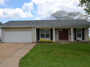 201 Carrington Ln, Saint Louis, MO