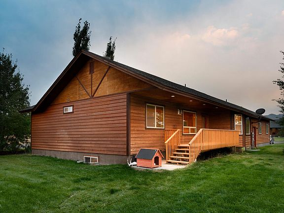 2nd image of 1142 Brooktrout Dr