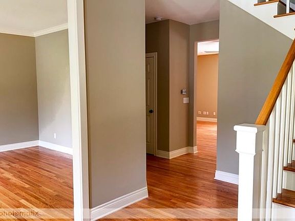 4th image of 1816 Edgewood Ct