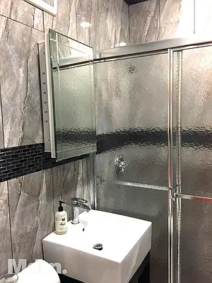 Rented by Mdrn Residential | media 11