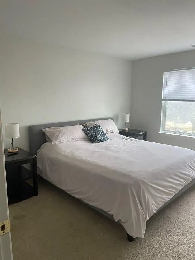 2 bed, 1.5 bath, 1342 sqft, $2,150 — Photo 4