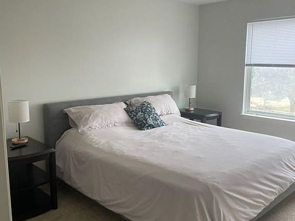 4th image of 2917 Astor Ln