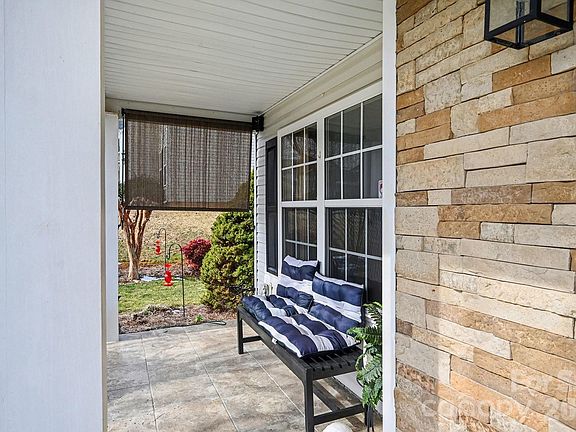 4th image of 147 Gage Dr