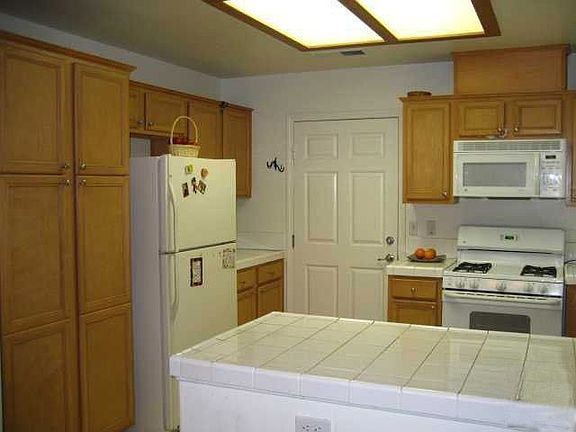 2nd image of 8554 Burnet Ave Unit 134