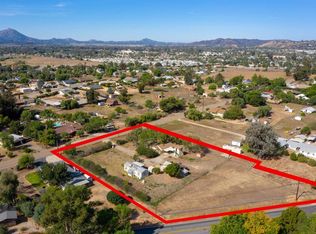1250 9th St, Ramona, CA 92065