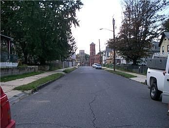 2nd image of 2738 Hayes Ave
