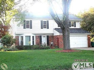 34800 Bunker Hill Dr, Farmington Hills, MI