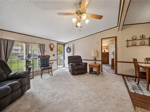3rd image of 69 Hare Rd