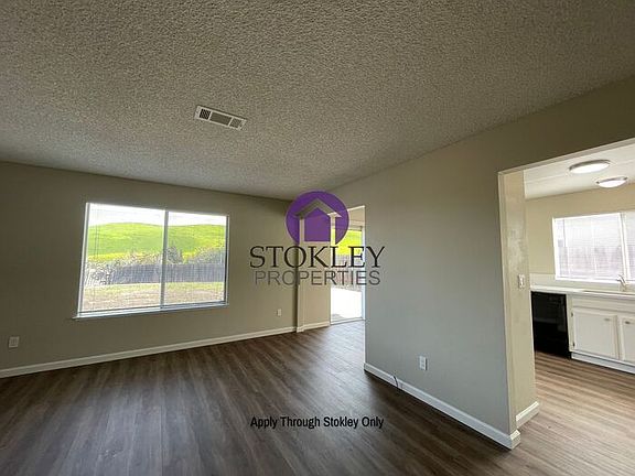 2nd image of 2235 Mount Whitney Dr
