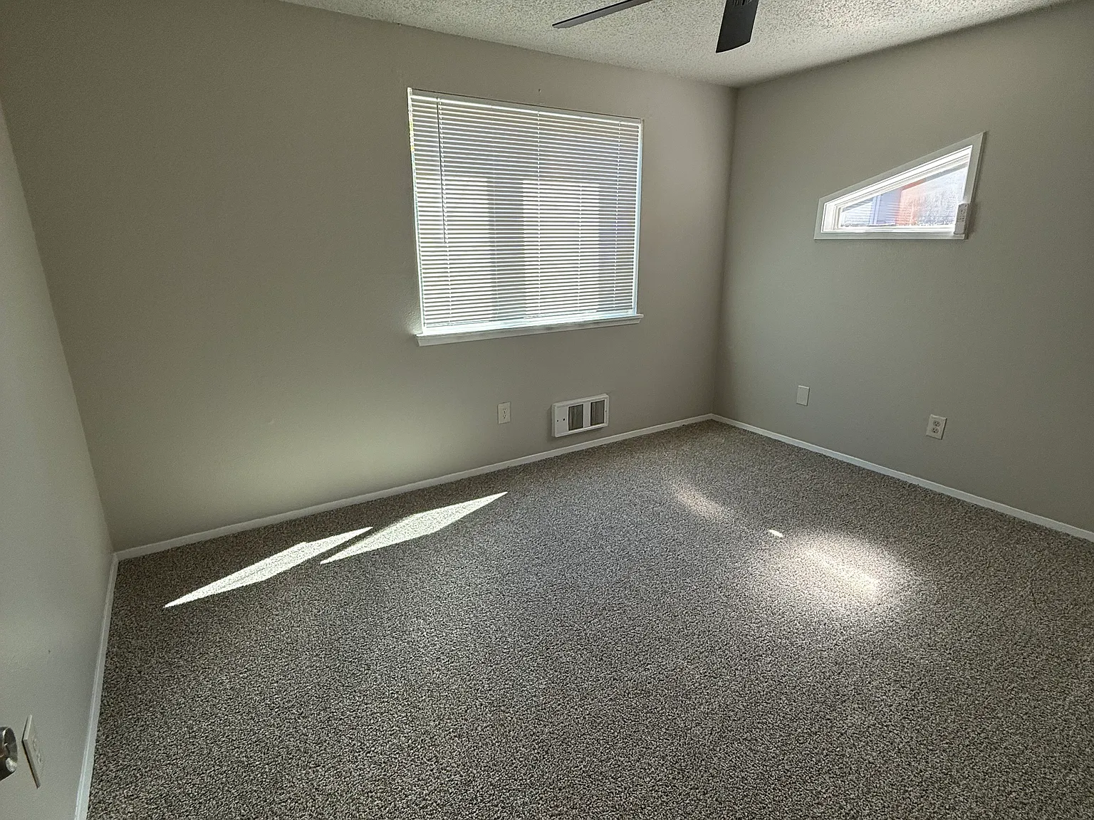 10th St SE, Puyallup — Photo 4