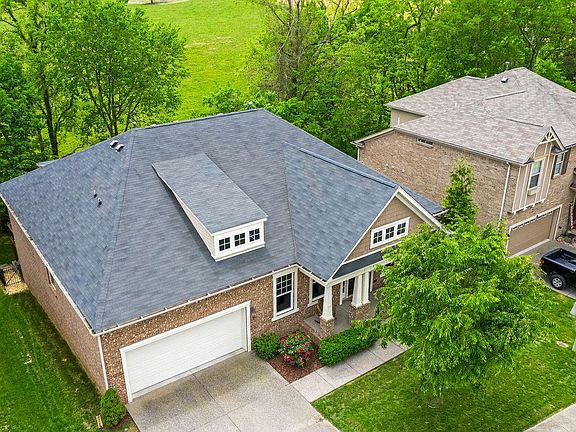 5th image of 436 Laurel Hills Dr
