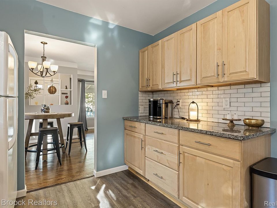 1602 Millard Ave, photo 14