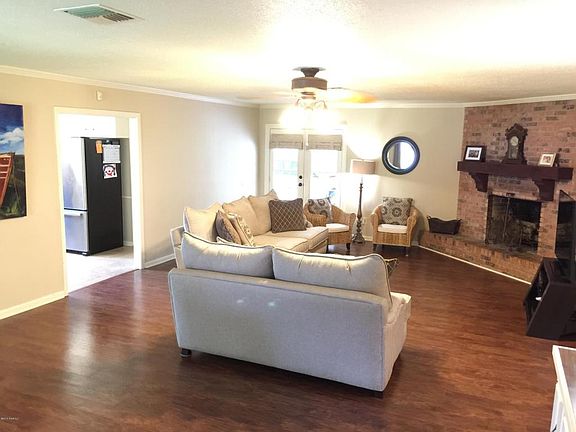 2nd image of 400 Ducote Dr