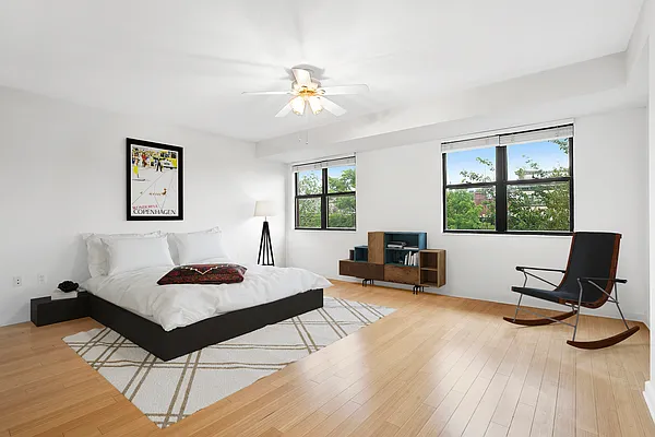 Sold by Compass | media 5