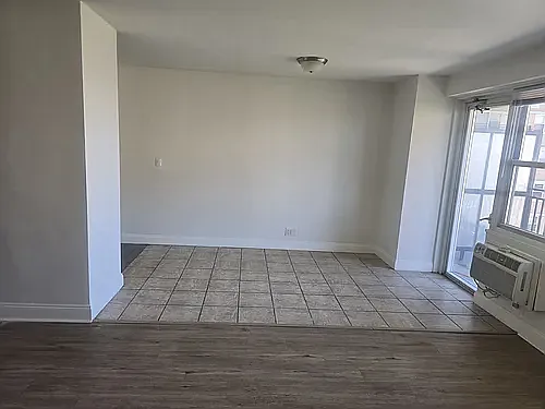 Shorecrest Towers — Photo 49