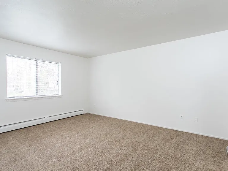 Lake Vista Apartment Homes — Photo 17