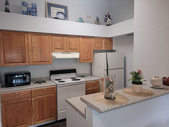 5th image of 5148 Park Central Dr APT 125