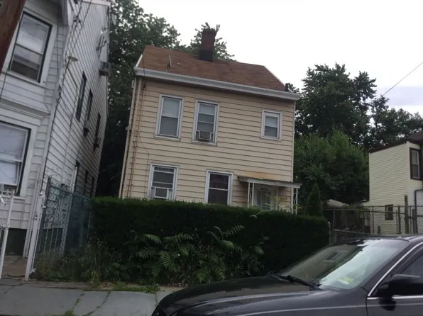 469 Graham Ave, Paterson, NJ 07501