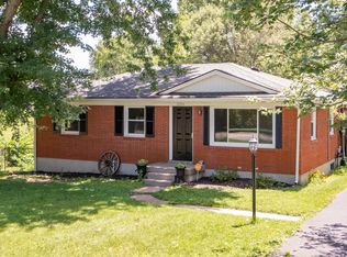 10206 Seatonville Rd, Louisville, KY 40291