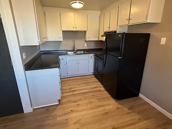 3rd image of 1429 Mission St #6