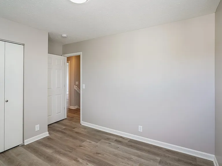 3106 Creekview Ln — Photo 13