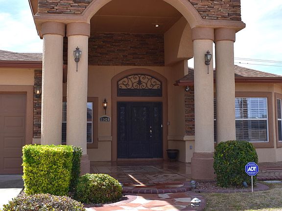 4th image of 11420 Patricia Ave