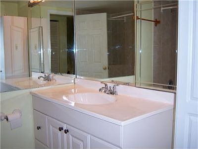 4th image of 15805 SW 90th Ct #D