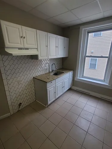 125 2nd St #2 Photo 1