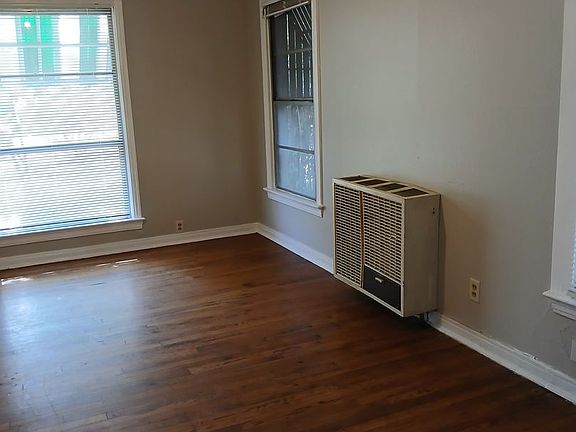 5th image of 2909-2911 W Clarendon Dr