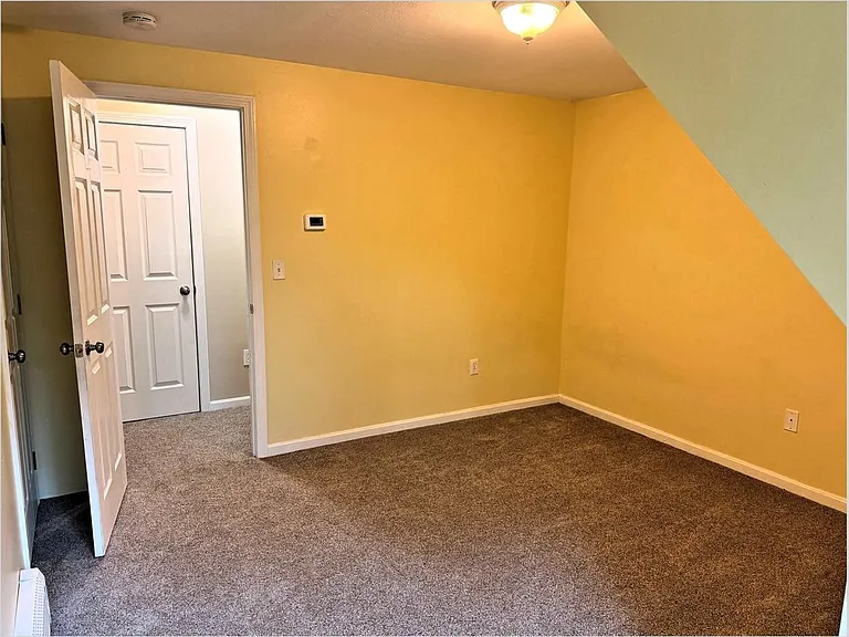14 Cummings St #2 — Photo 17