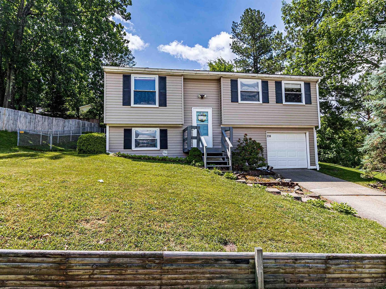 238 Eastgate Dr, WV 26508 Zillow