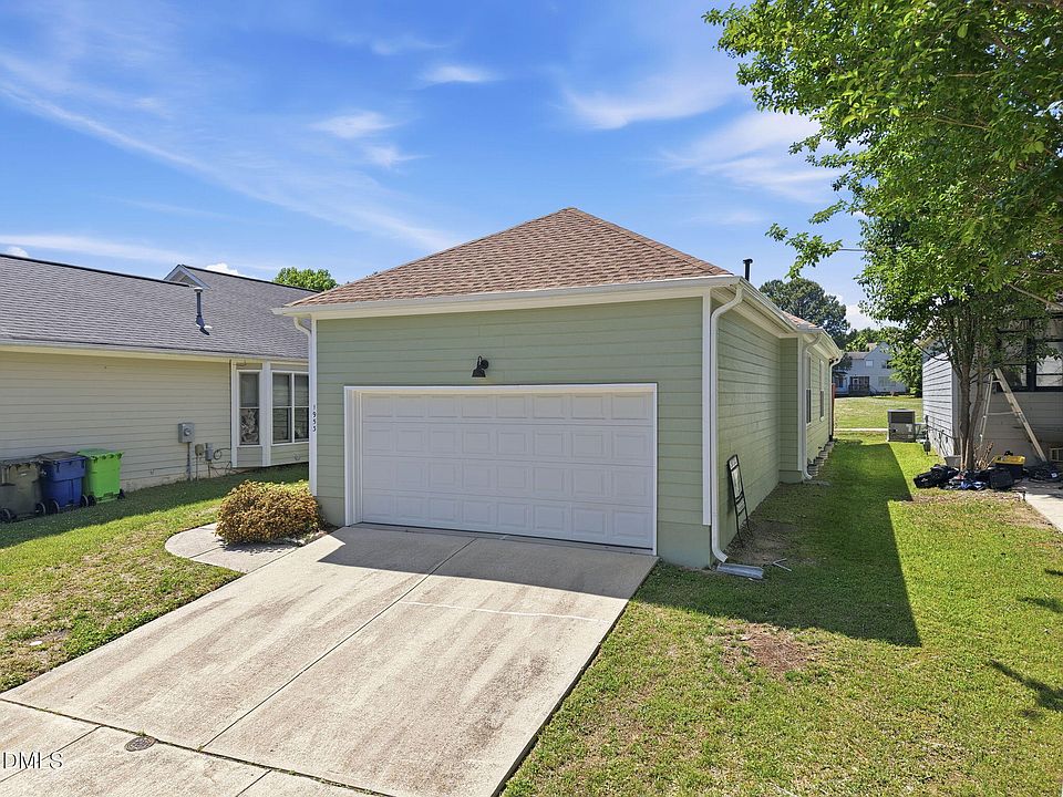 1st image of 1953 Castle Pines Dr