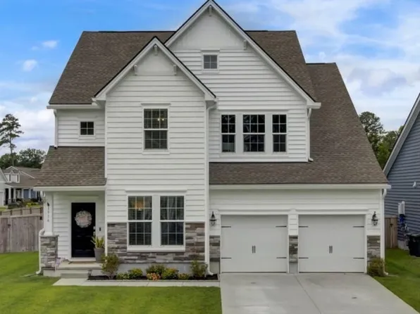 1916 Crossbill Trl, Hanahan, SC 29410